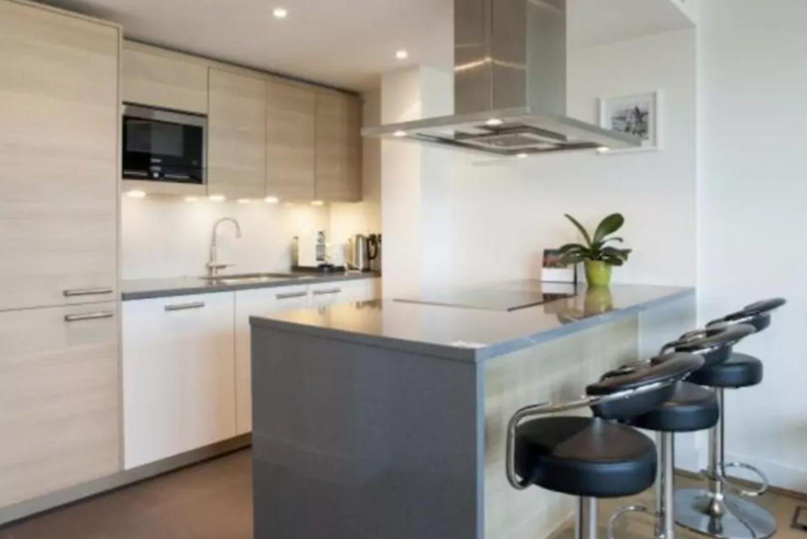 Apartment Luxury Modern 2bd Flat In Centre London