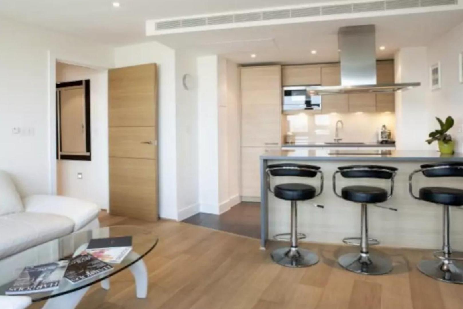 Luxury Modern 2bd Flat In Centre